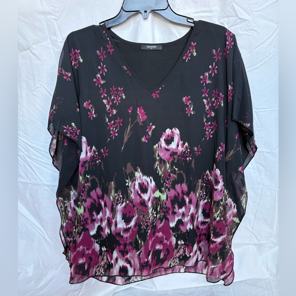 Women’s Floral V-Neck Chiffon Top XL